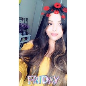 Meet your Posher, Evelyn